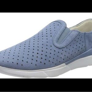 Geox Womens D Hiver A Suede Sneaker Light Blue Size 10